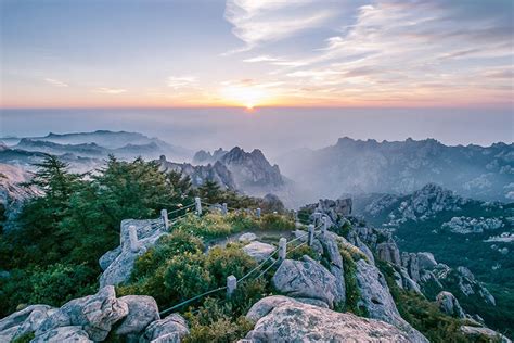 如何坐車去嶗山：嶗山不僅僅是一處景點，它更是文人墨客筆下的風景畫卷。